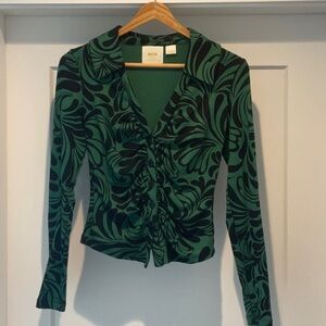 Green Patterned Long Sleeve Top